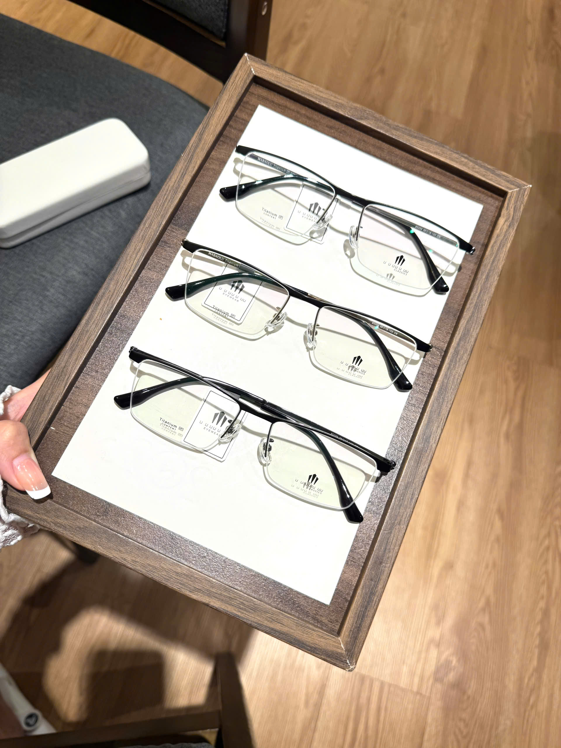 UUU Classics - Titanium Content 12