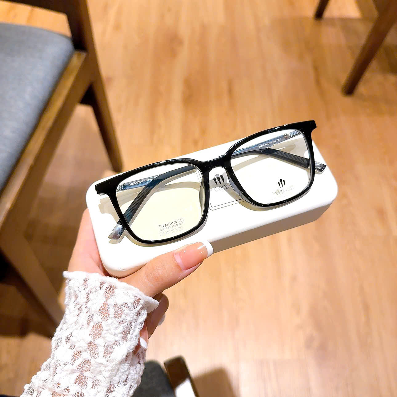 UUU Classics - Titanium Content 21