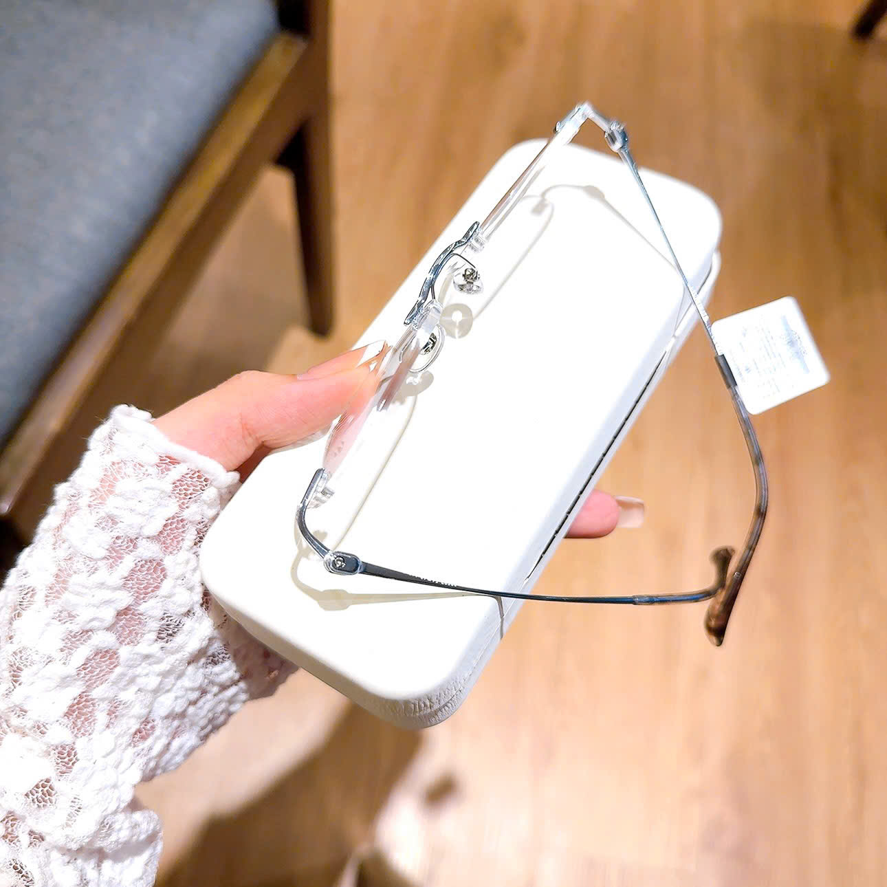 UUU Classics - Titanium Content 26