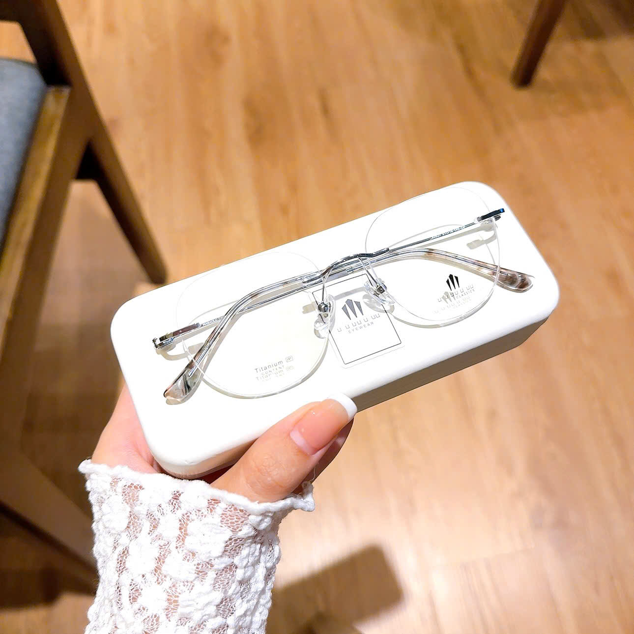 UUU Classics - Titanium Content 27