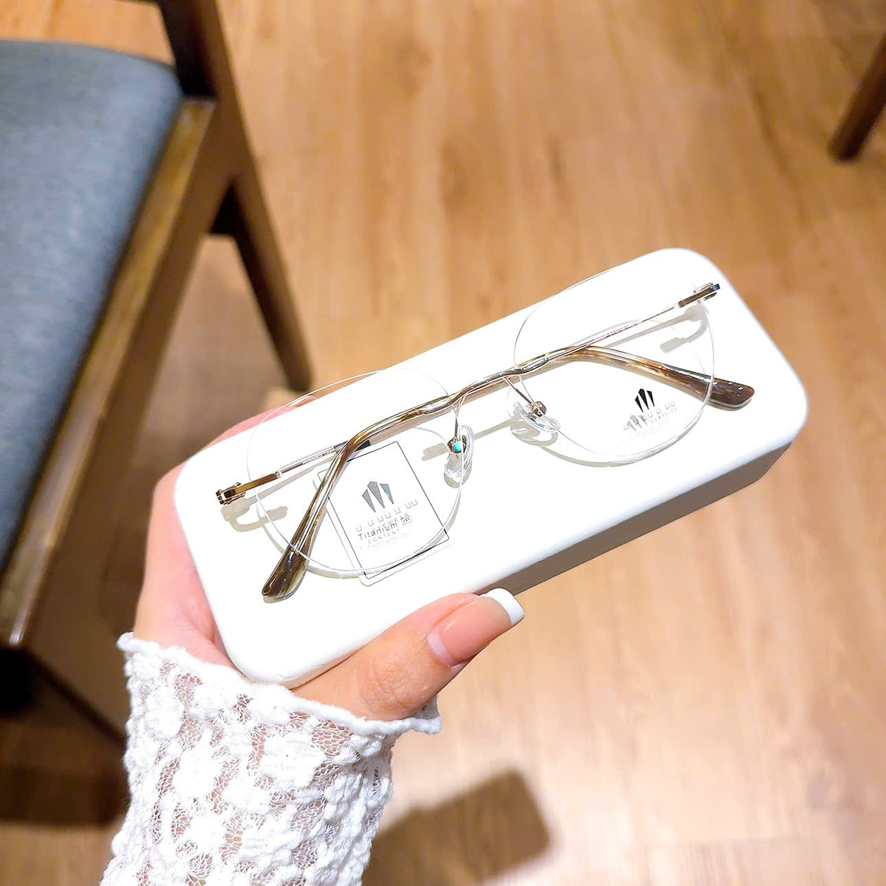 UUU Classics - Titanium Content 28